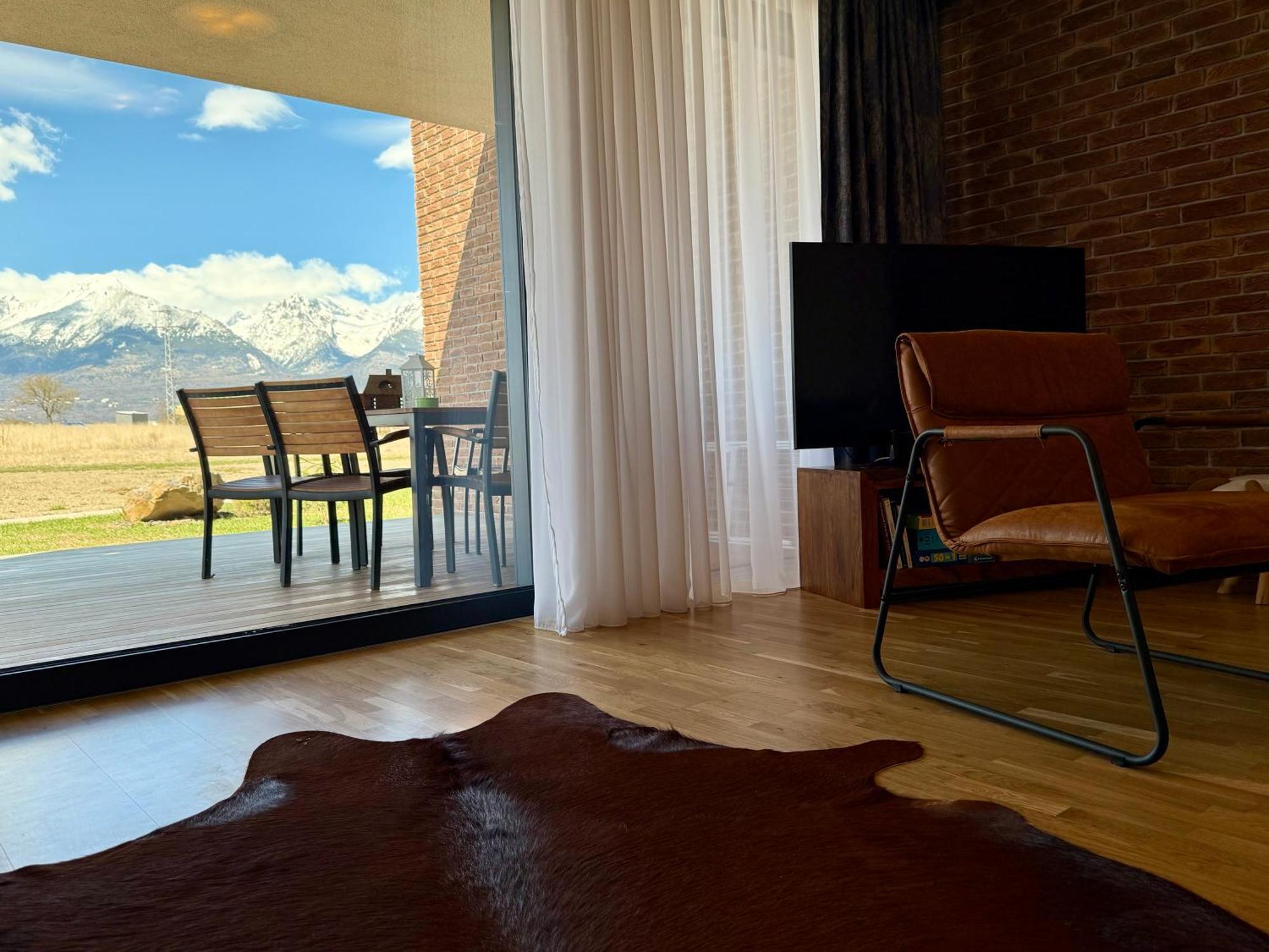 Vysoke Tatry - Isc Resort House For 13 People With 6 Extra Bed Poprad Dış mekan fotoğraf